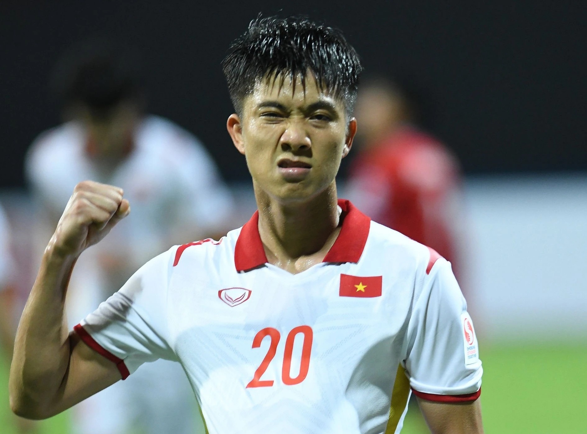 Tuyen Viet Nam thang Lao 2-0 o tran ra quan tai AFF Cup hinh anh