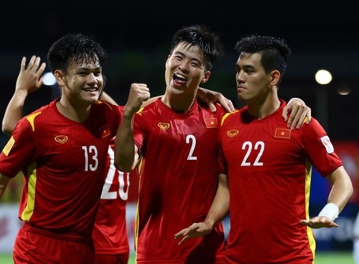 Tuyen Viet Nam gap Thai Lan o ban ket AFF Cup 2020 hinh anh