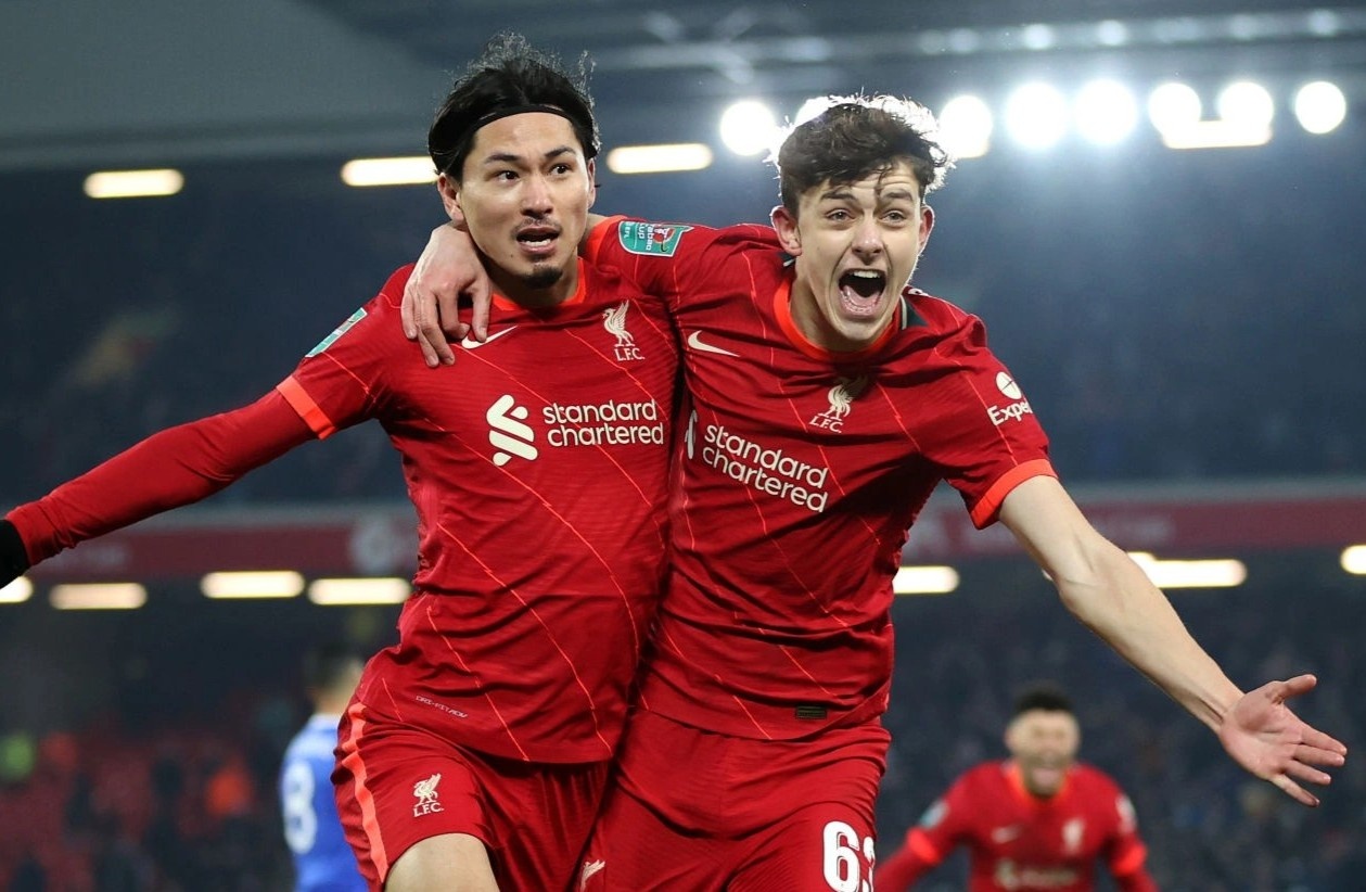 Minamino cuu Liverpool o phut 90+5 hinh anh