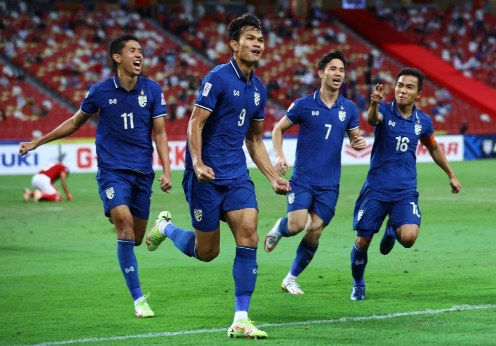 Tuyen Thai Lan vo dich AFF Cup 2020 hinh anh
