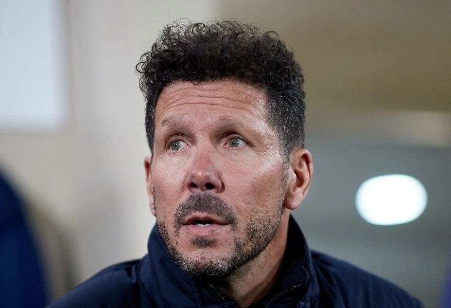 Atletico bi Real Madrid bo xa 16 diem tai La Liga hinh anh