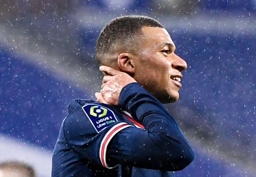 PSG hoa 3 tran lien tiep tren san khach hinh anh