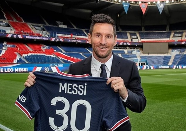 Messi nang tam gia tri thuong mai cho PSG hinh anh