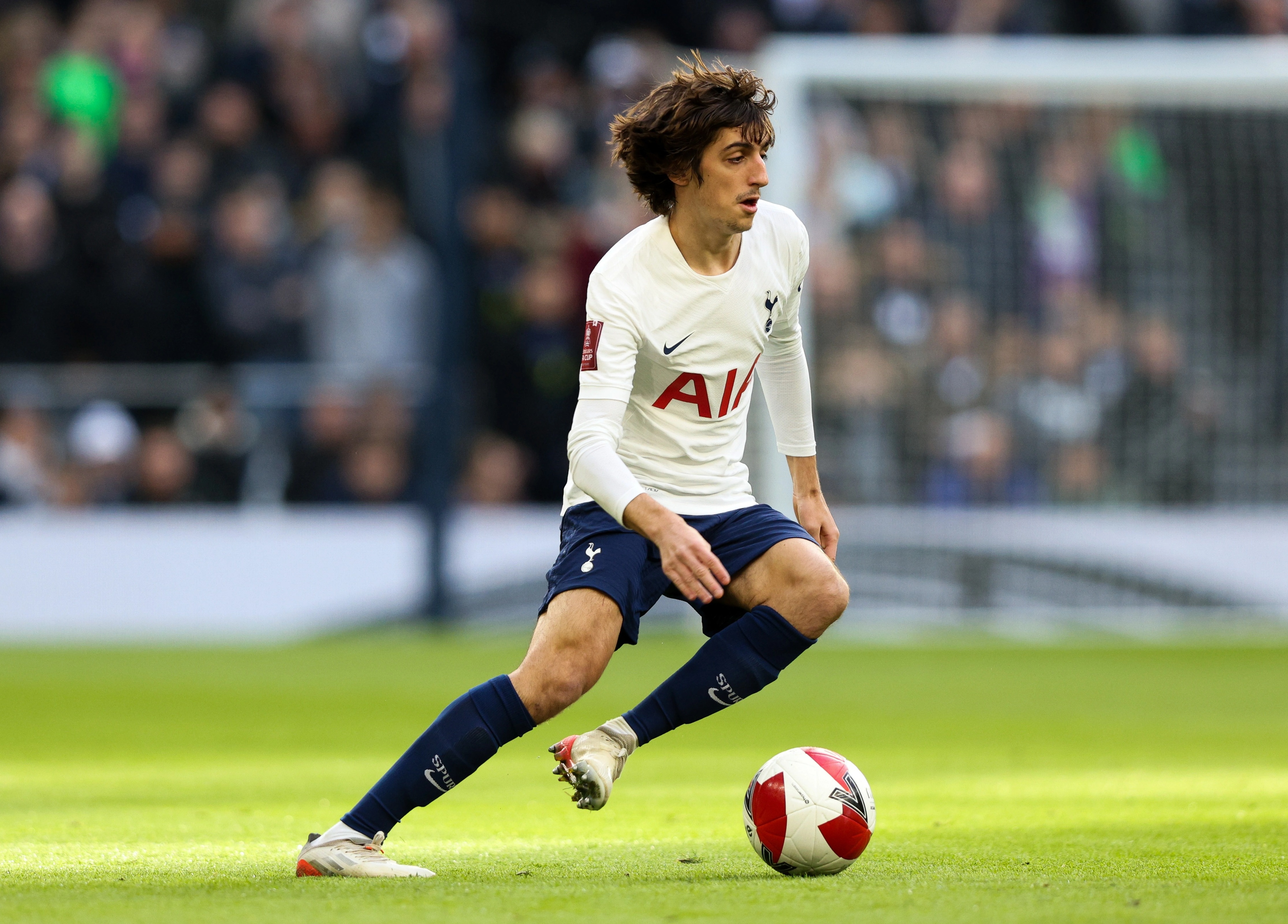 tin chuyen nhuong anh 9