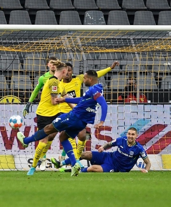 Dortmund 2-5 leverkusen anh 5