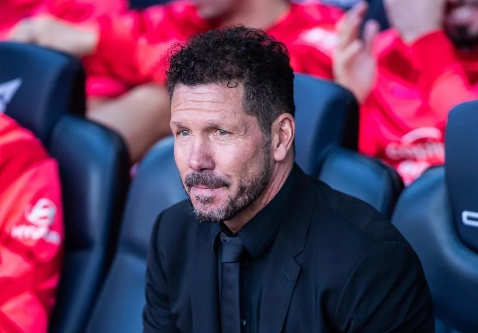 Atletico bat loi o tran dai chien MU hinh anh