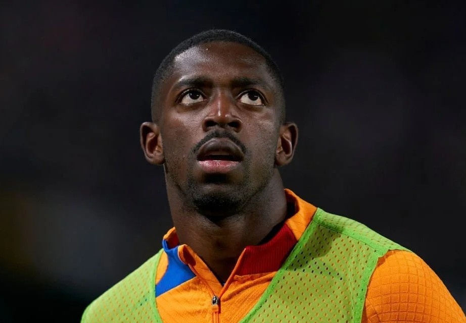 Barca doi thai do voi Dembele hinh anh