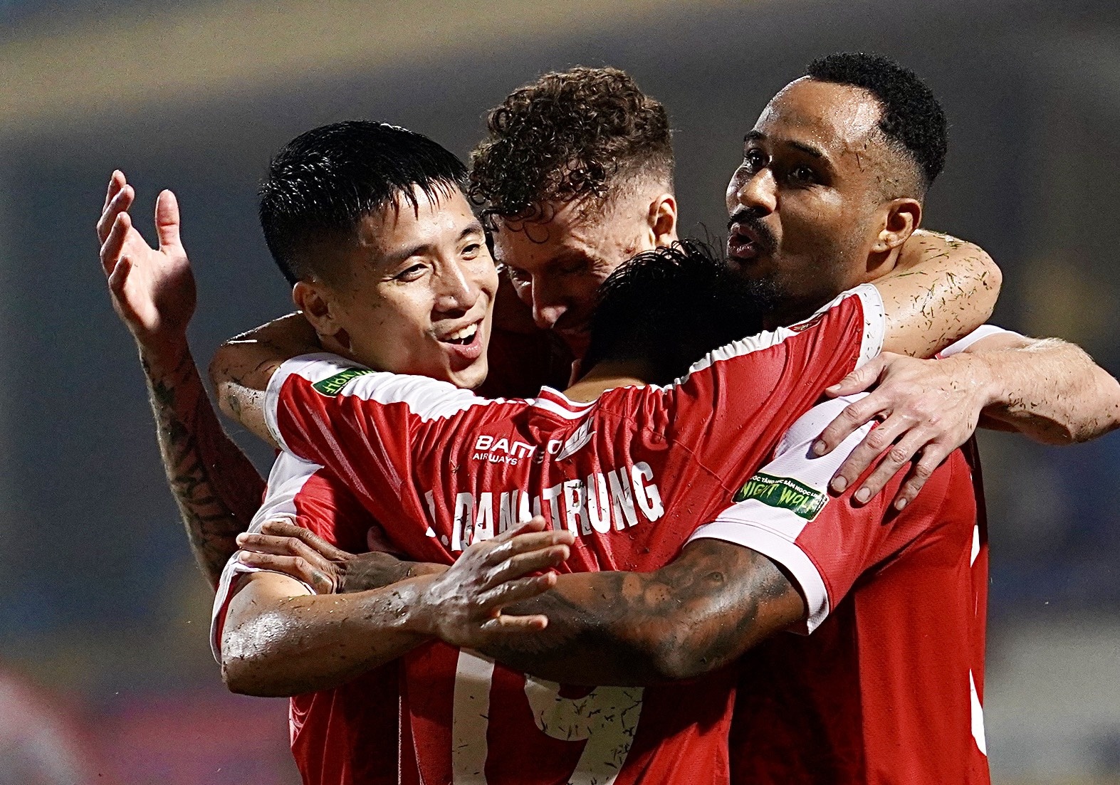 CLB Viettel tro lai ngoi dau V.League 2022 hinh anh