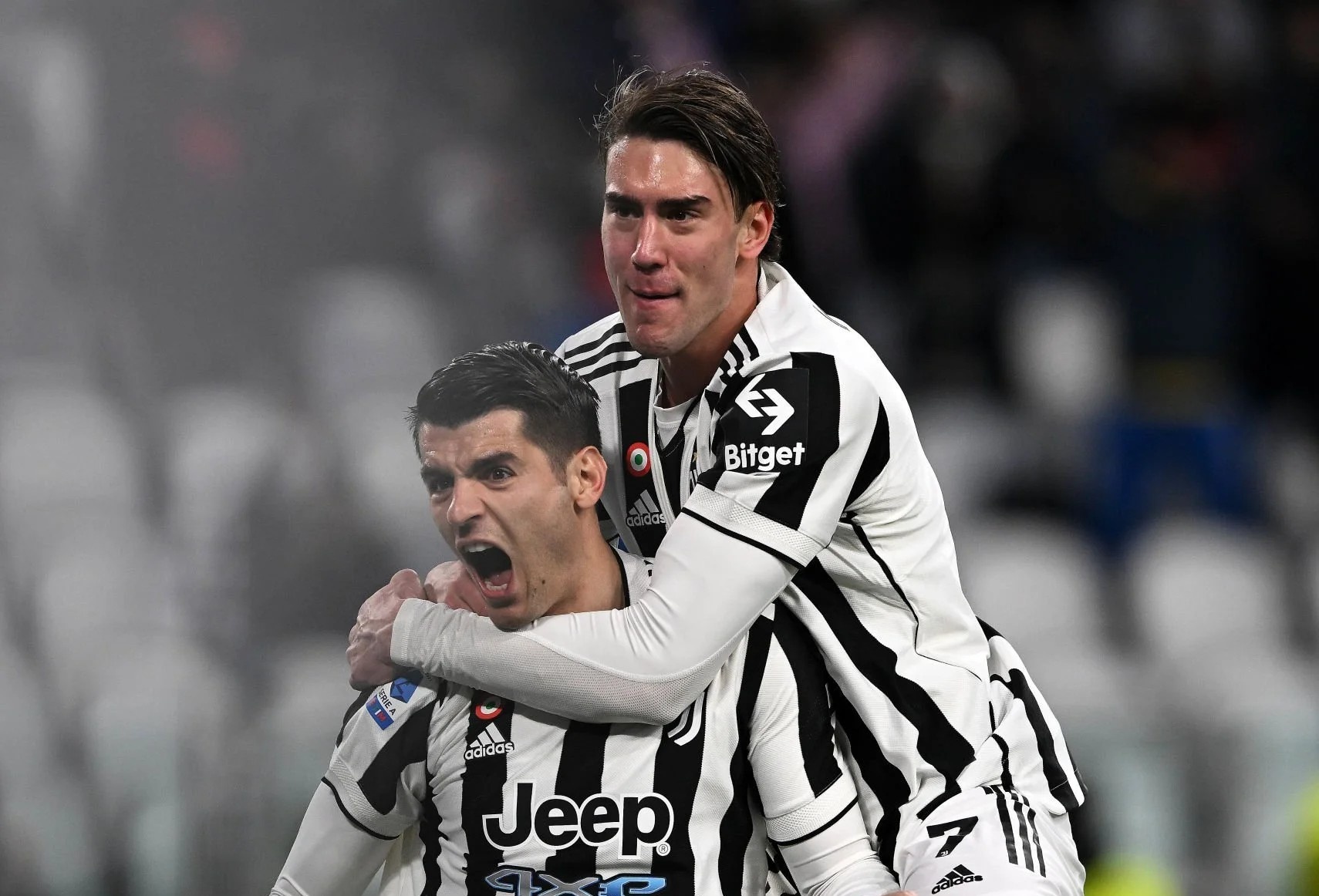Juventus giup cuoc dua vo dich Serie A them gay can hinh anh