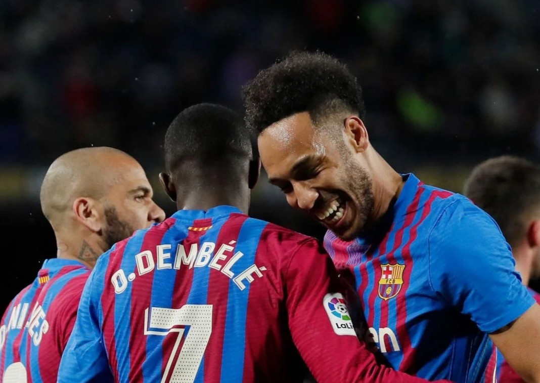 Barca thang hoa o La Liga hinh anh