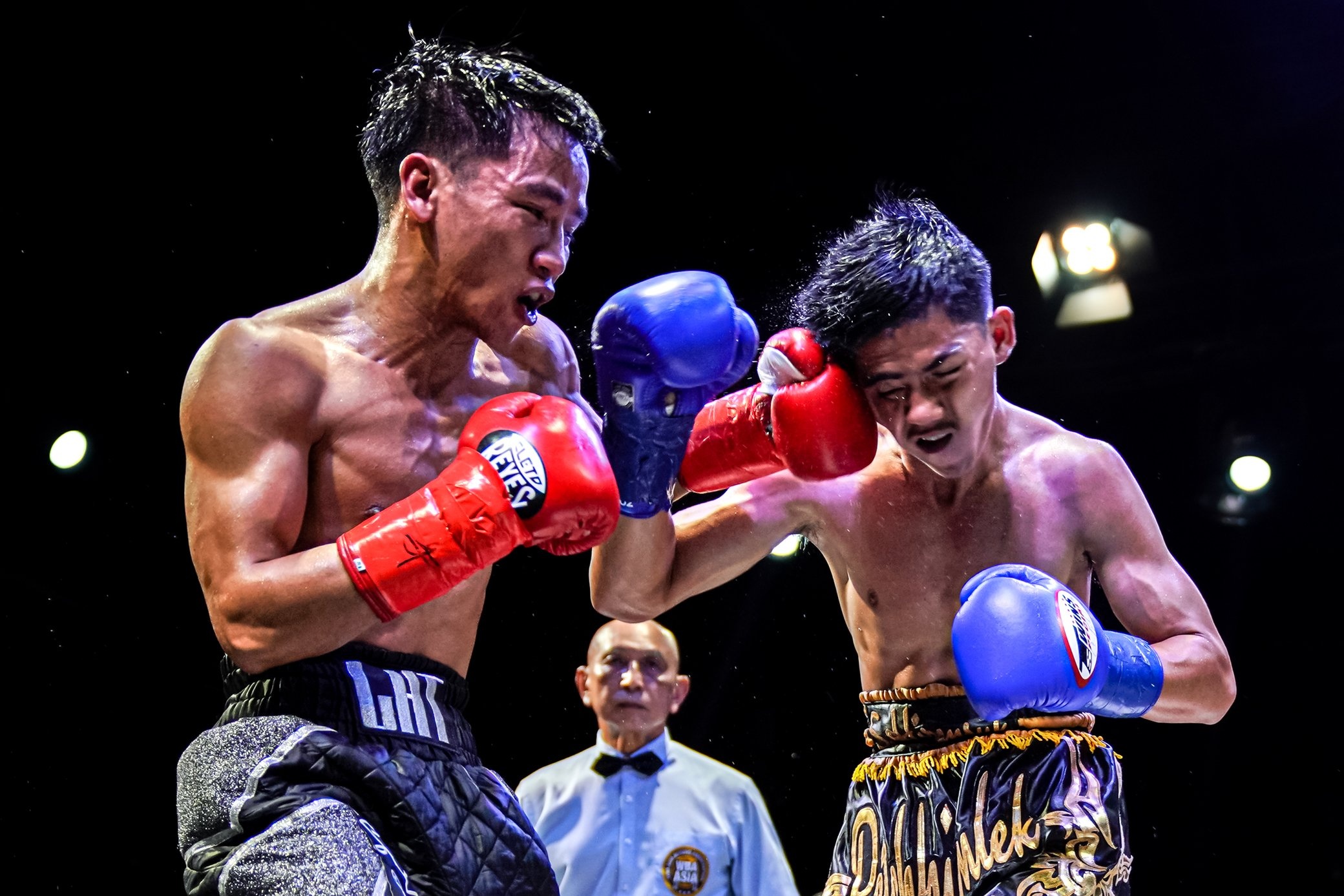 Huu Toan vs Kitidech anh 8