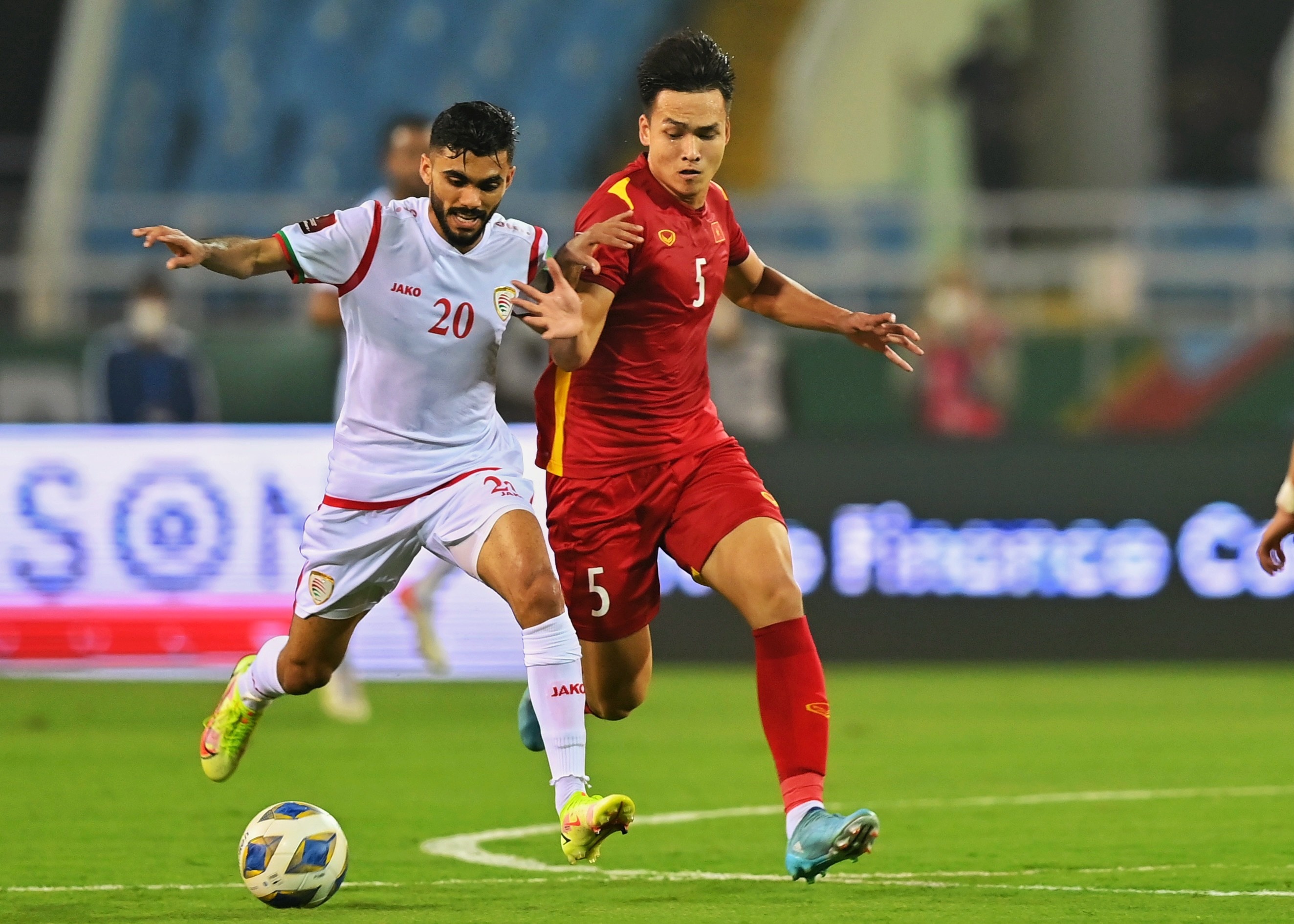 Tuyen Viet Nam thua Oman hinh anh