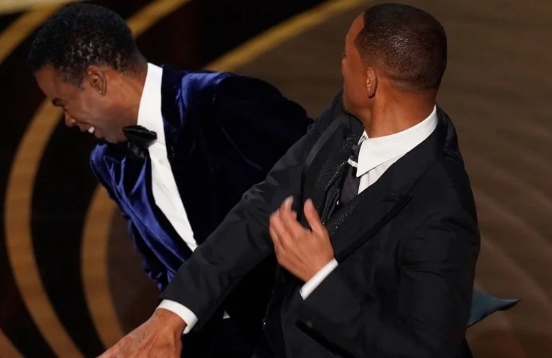 Lineker: 'Will Smith nen thu vai Muhammad Ali' hinh anh