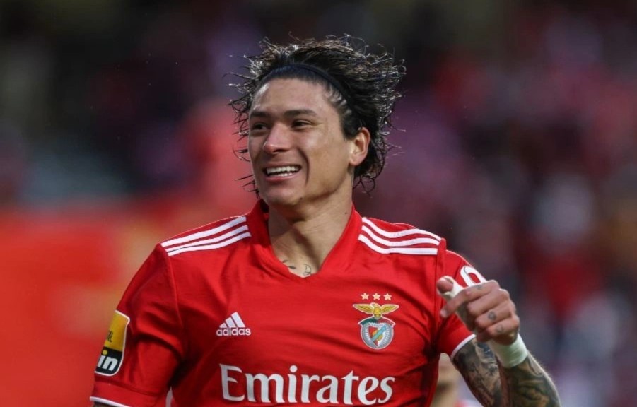 Newcastle ra gia 60 trieu euro cho Nunez hinh anh