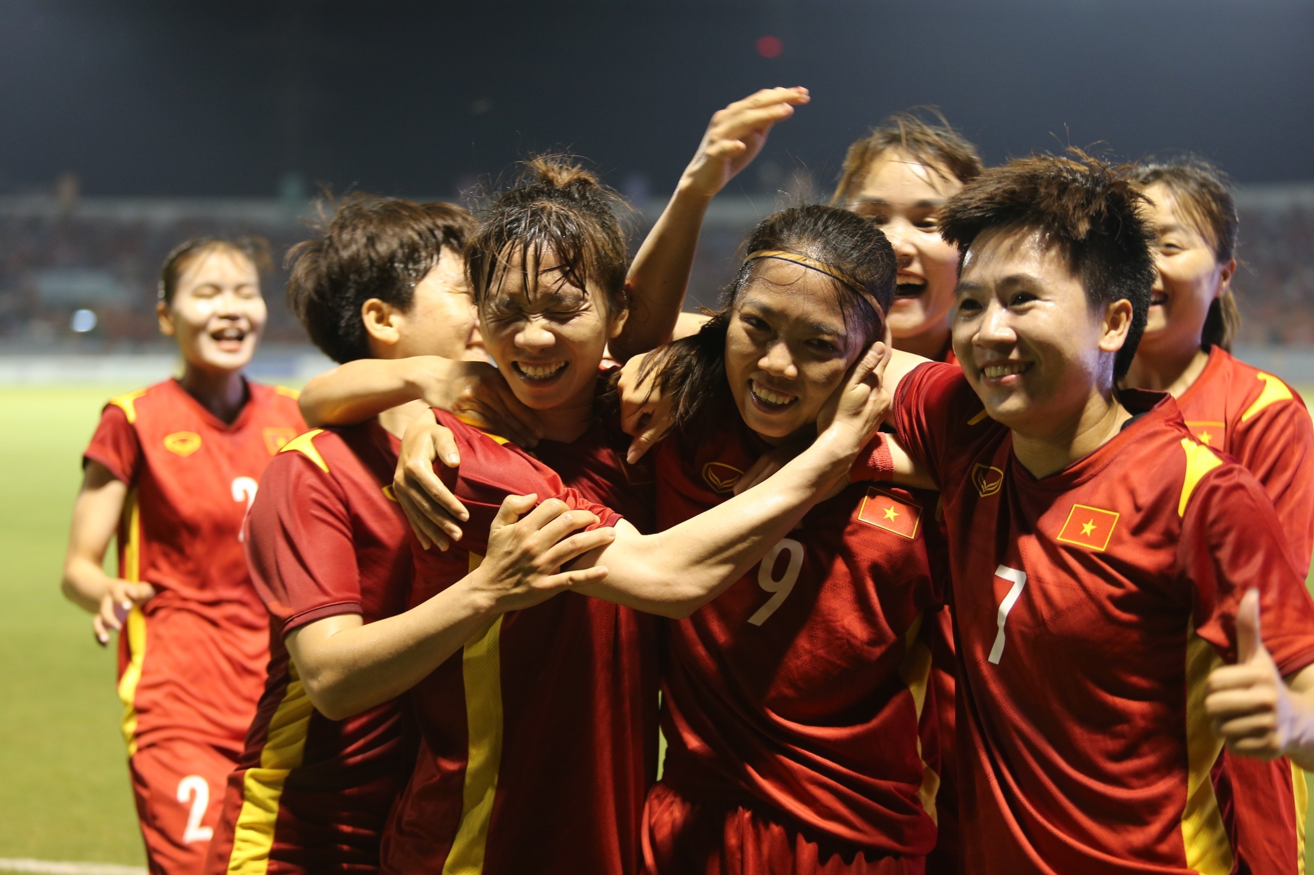 tuyen nu Viet Nam anh 1