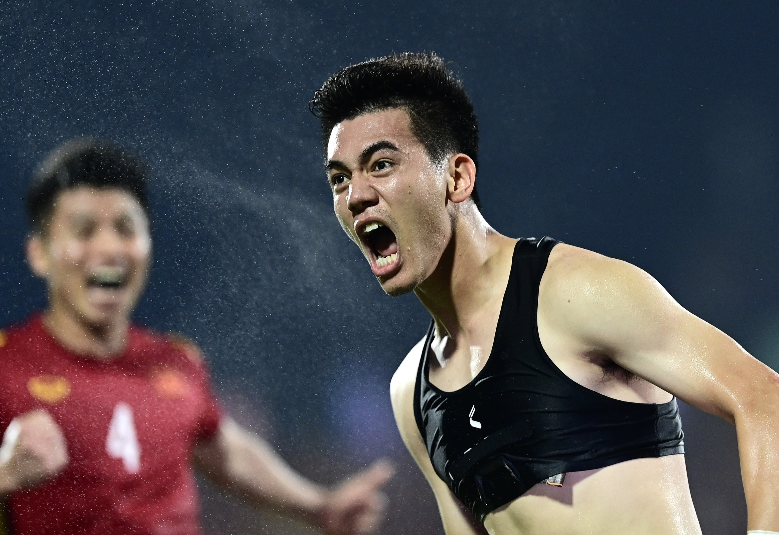 viet nam 1-0 malaysia anh 1