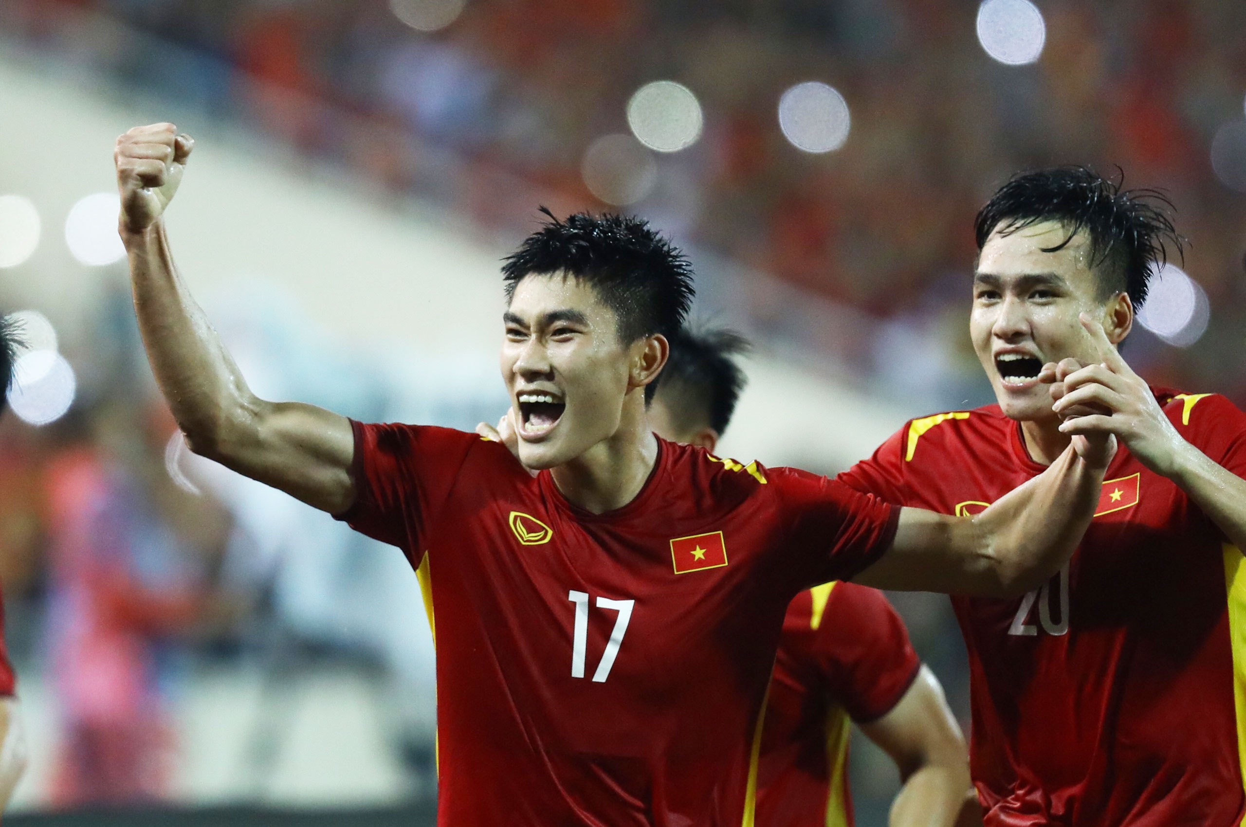 Pha danh dau cua Nham Manh Dung la ky thuat rat kho hinh anh