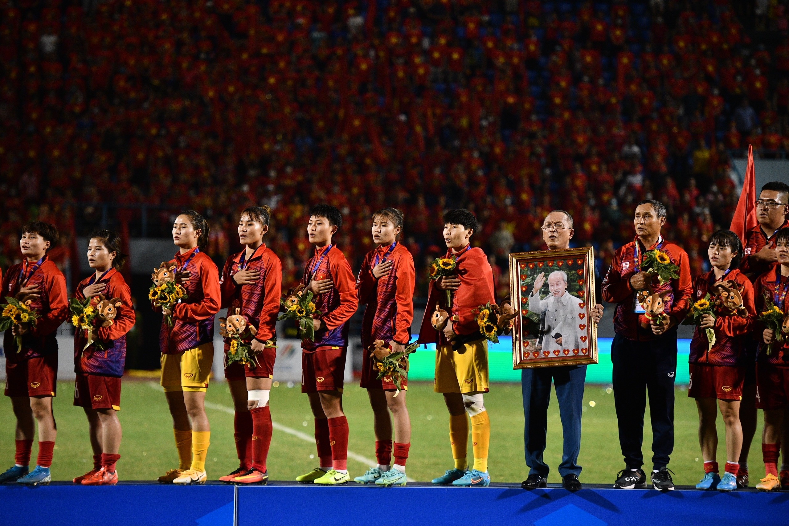 nu viet nam vs thai lan anh 1