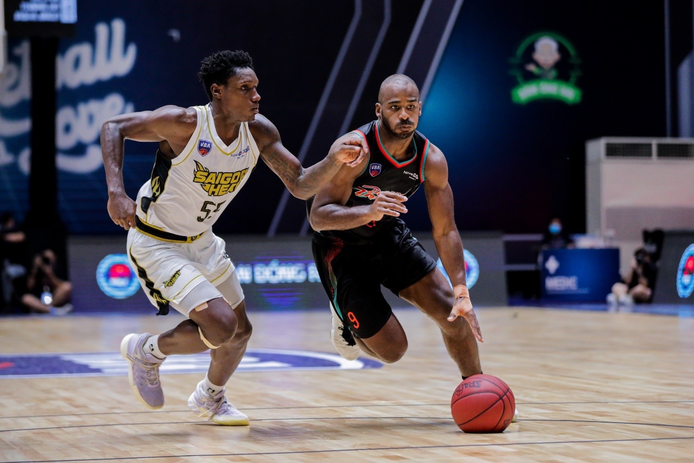 Thang Long Warriors,  VBA,  bong ro anh 2