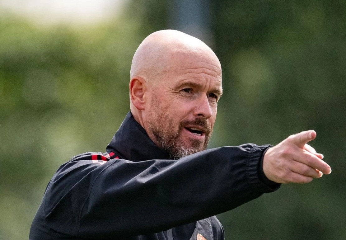 HLV Ten Hag siet ky luat voi cau thu Man Utd hinh anh