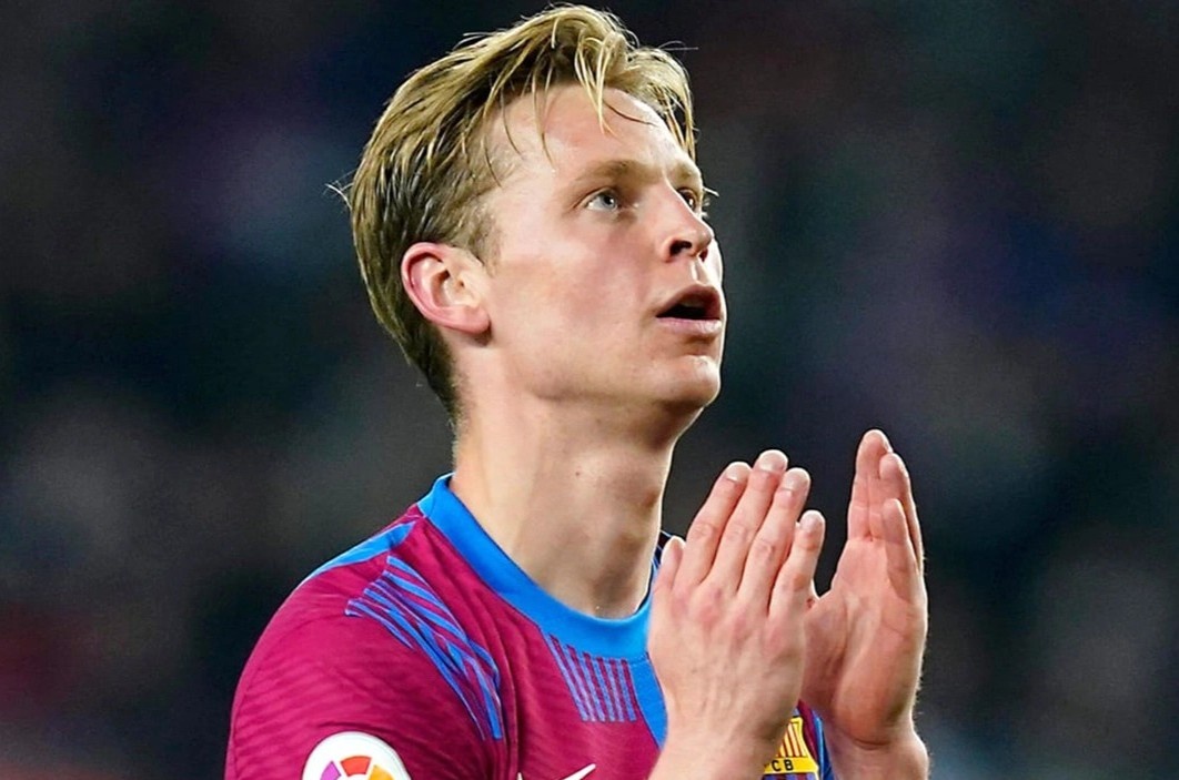 Vu chuyen nhuong De Jong dien bien phuc tap hinh anh