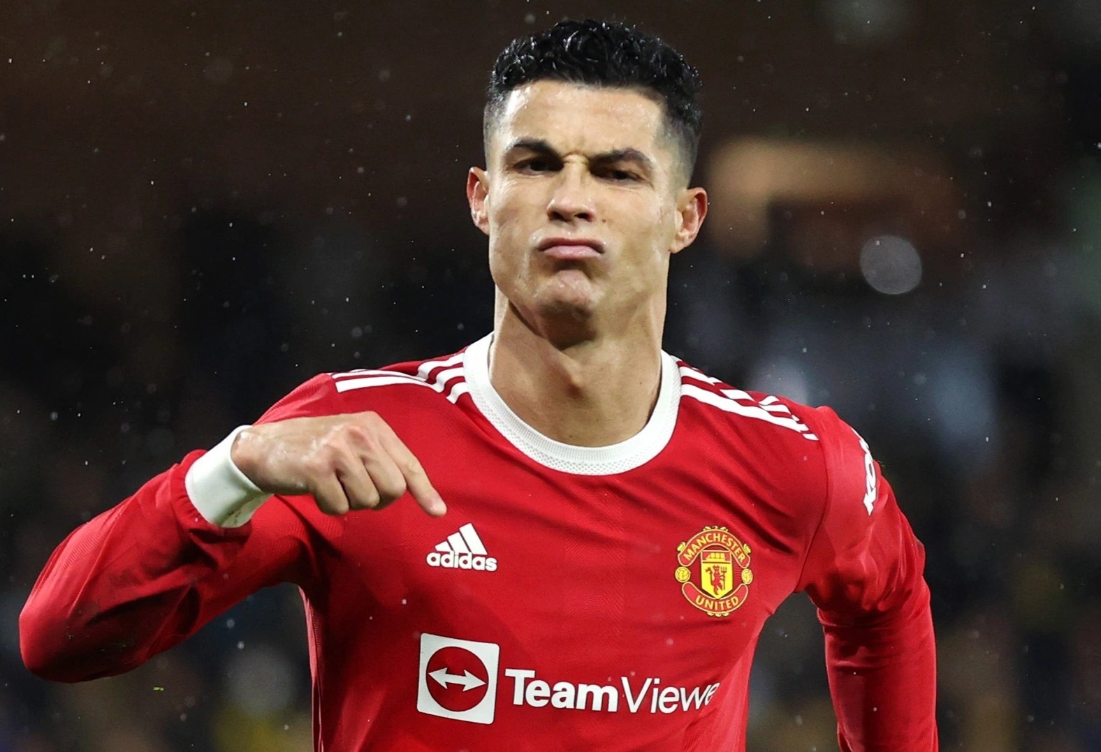 Van de o doi hinh hon 700 trieu euro cua Man Utd hinh anh