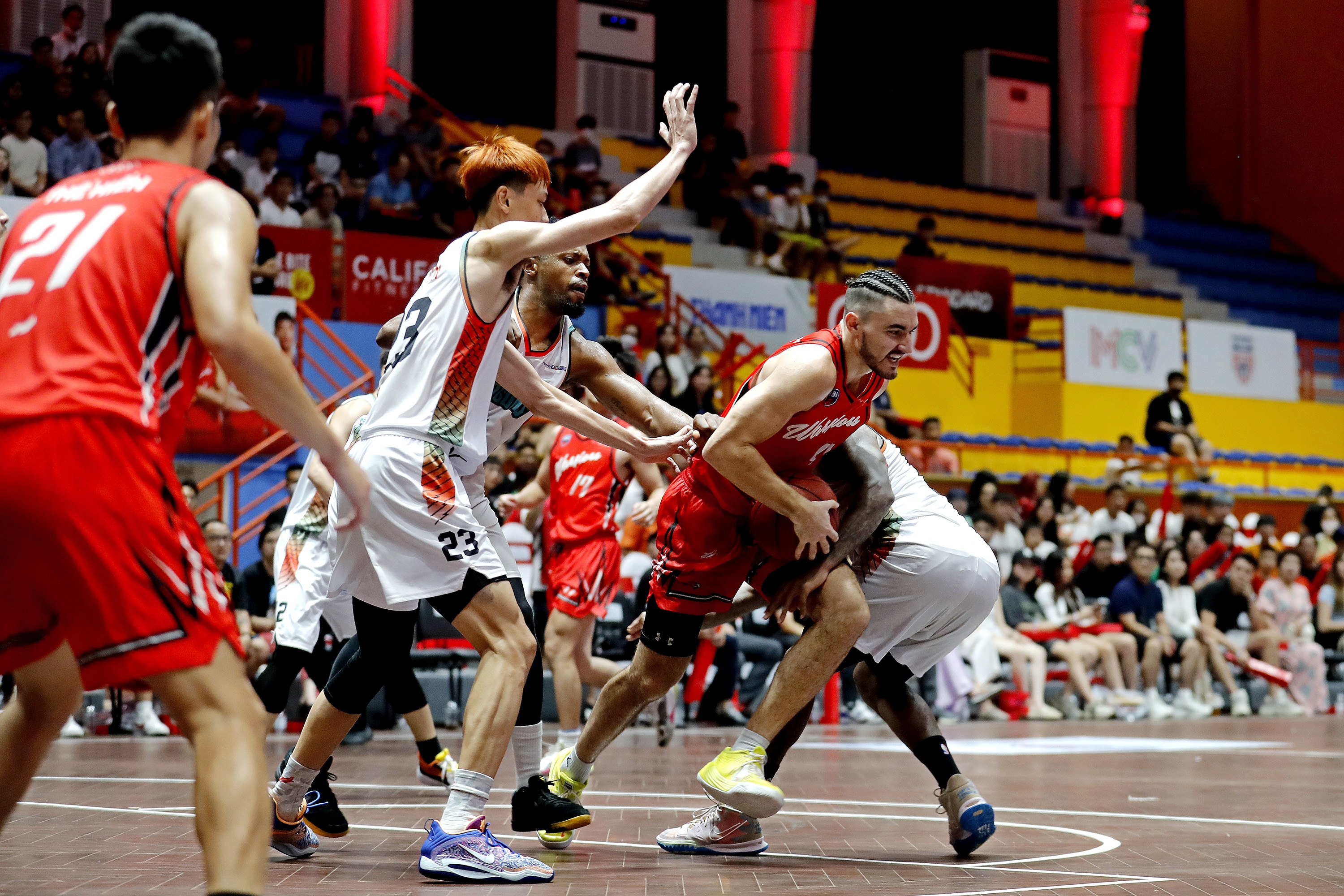 VBA 2022,  Alonzo Stafford,  Saigon Heat anh 6