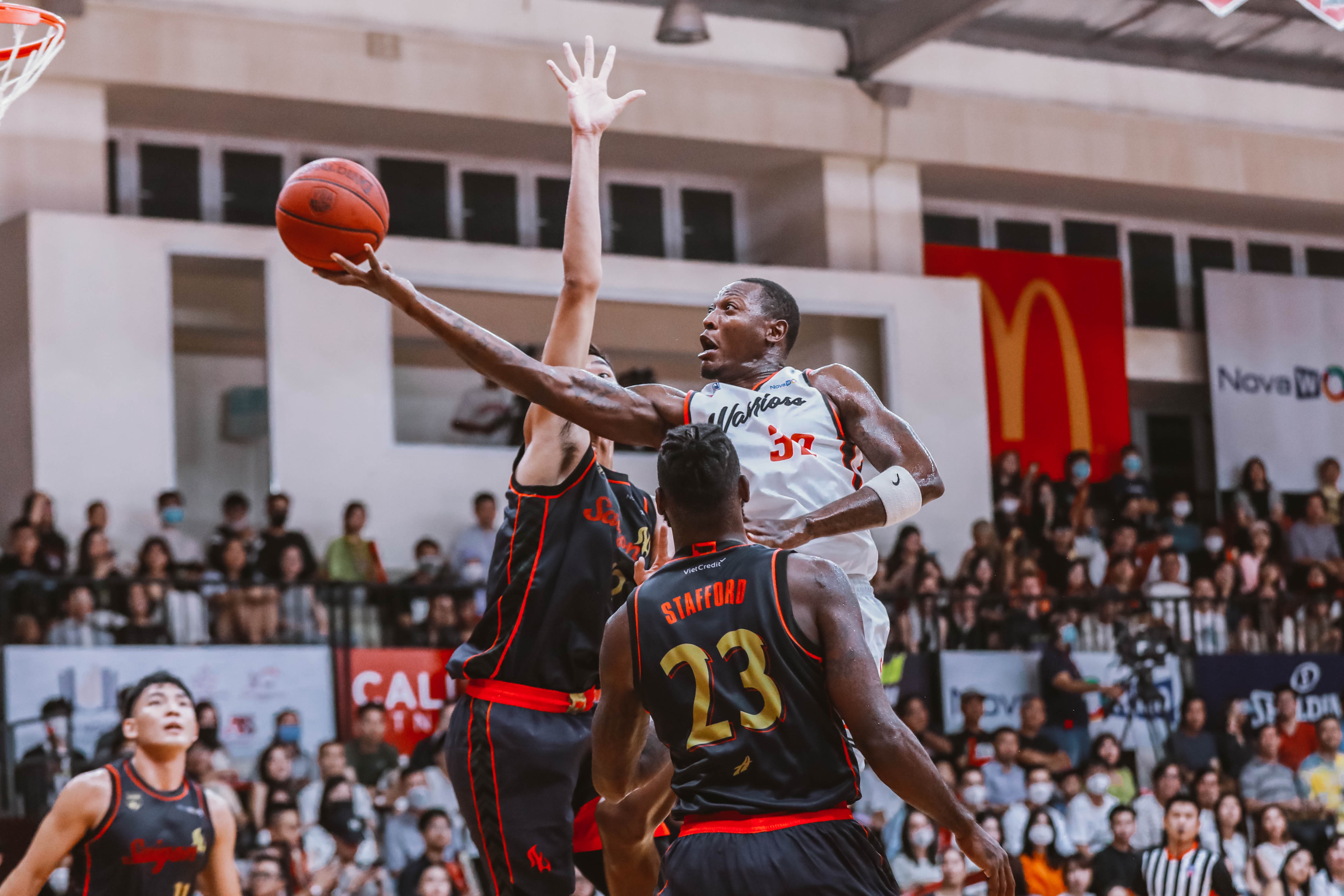 Clayton Guillozet,  Dominique Grant,  VBA 2022 anh 7