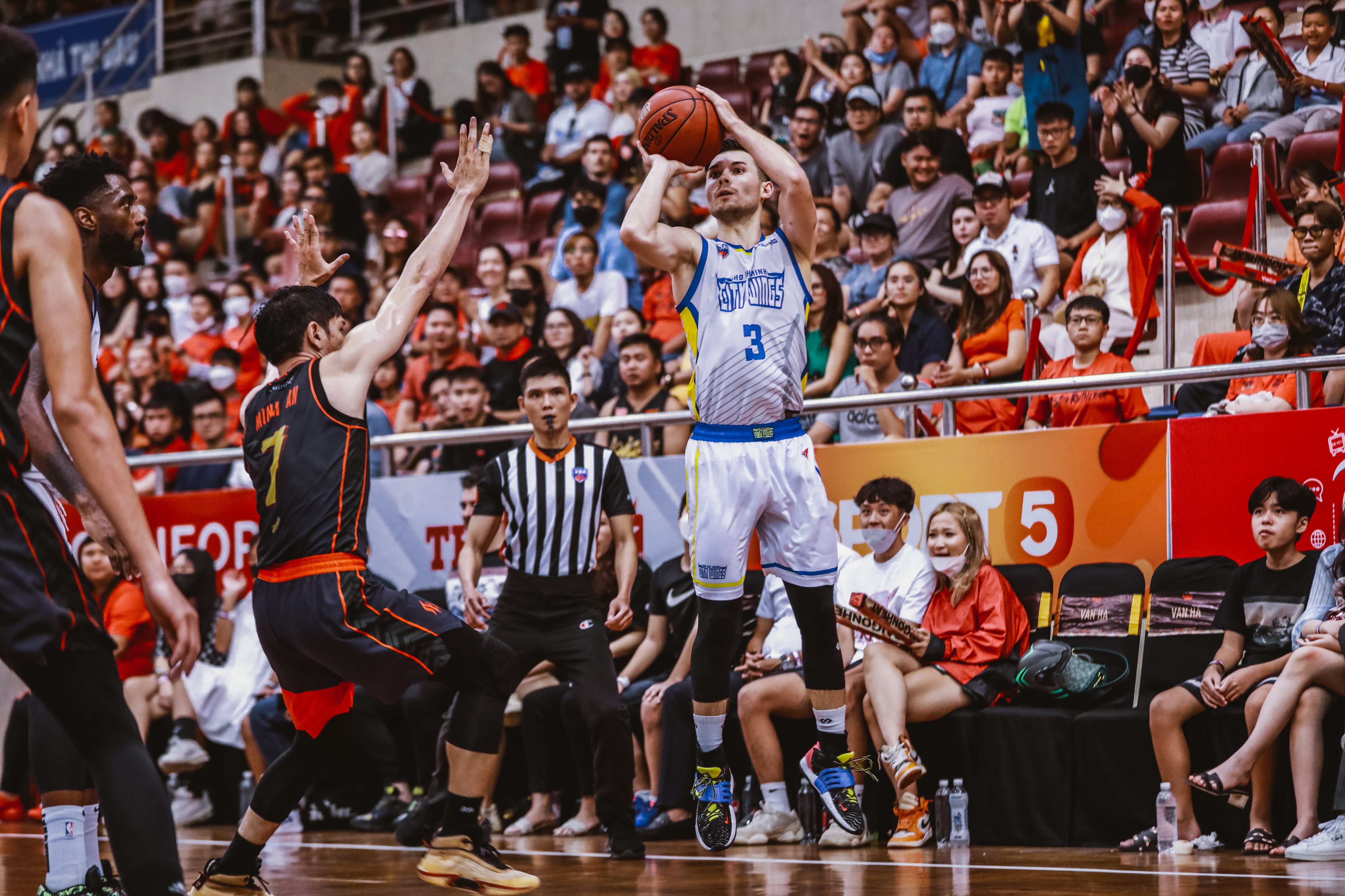 Saigon Heat,  Hochiminh City Wings,  Saigon Heat vo dich anh 5