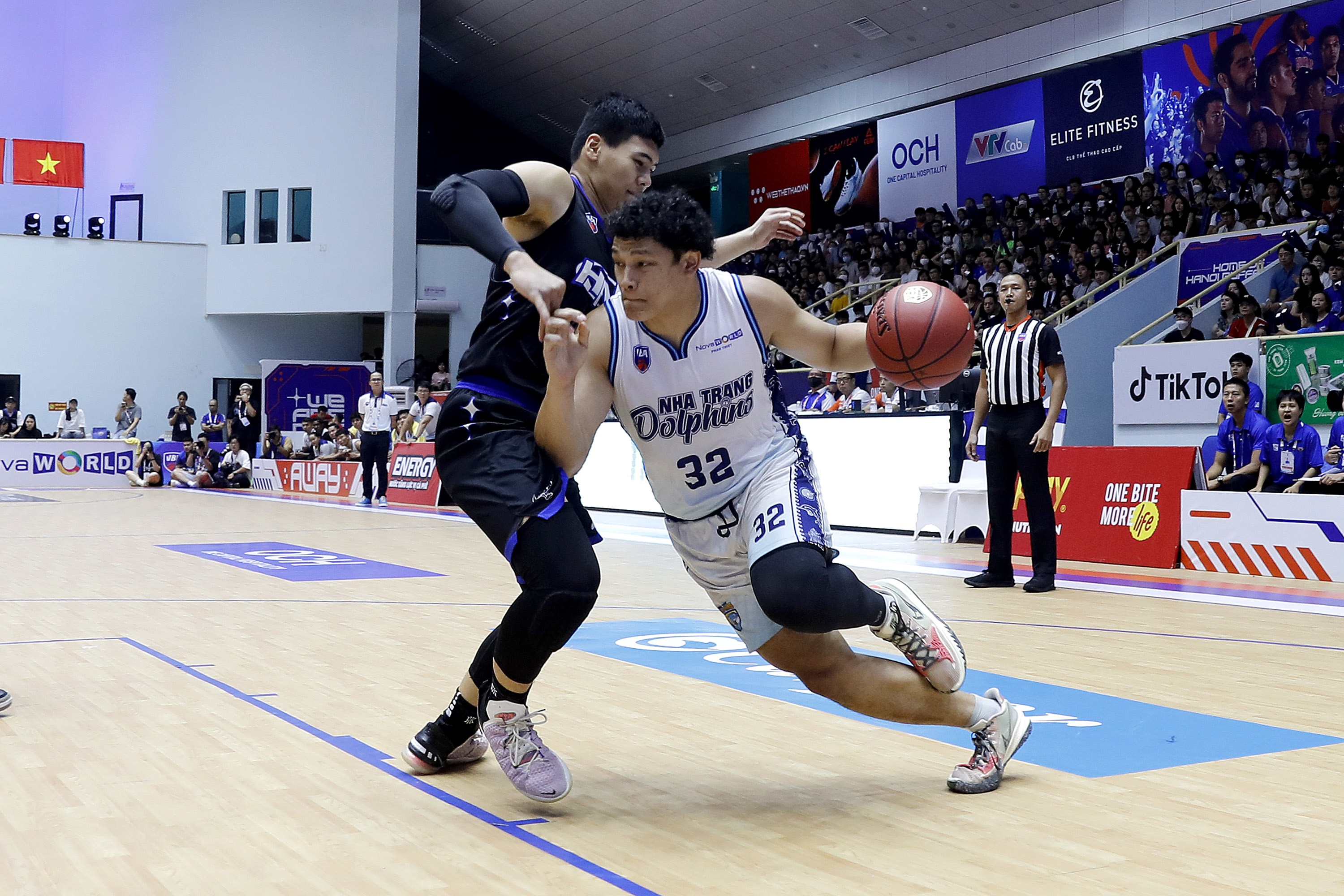 Mua giai khong tron ven cua Nha Trang Dolphins o VBA 2022 hinh anh