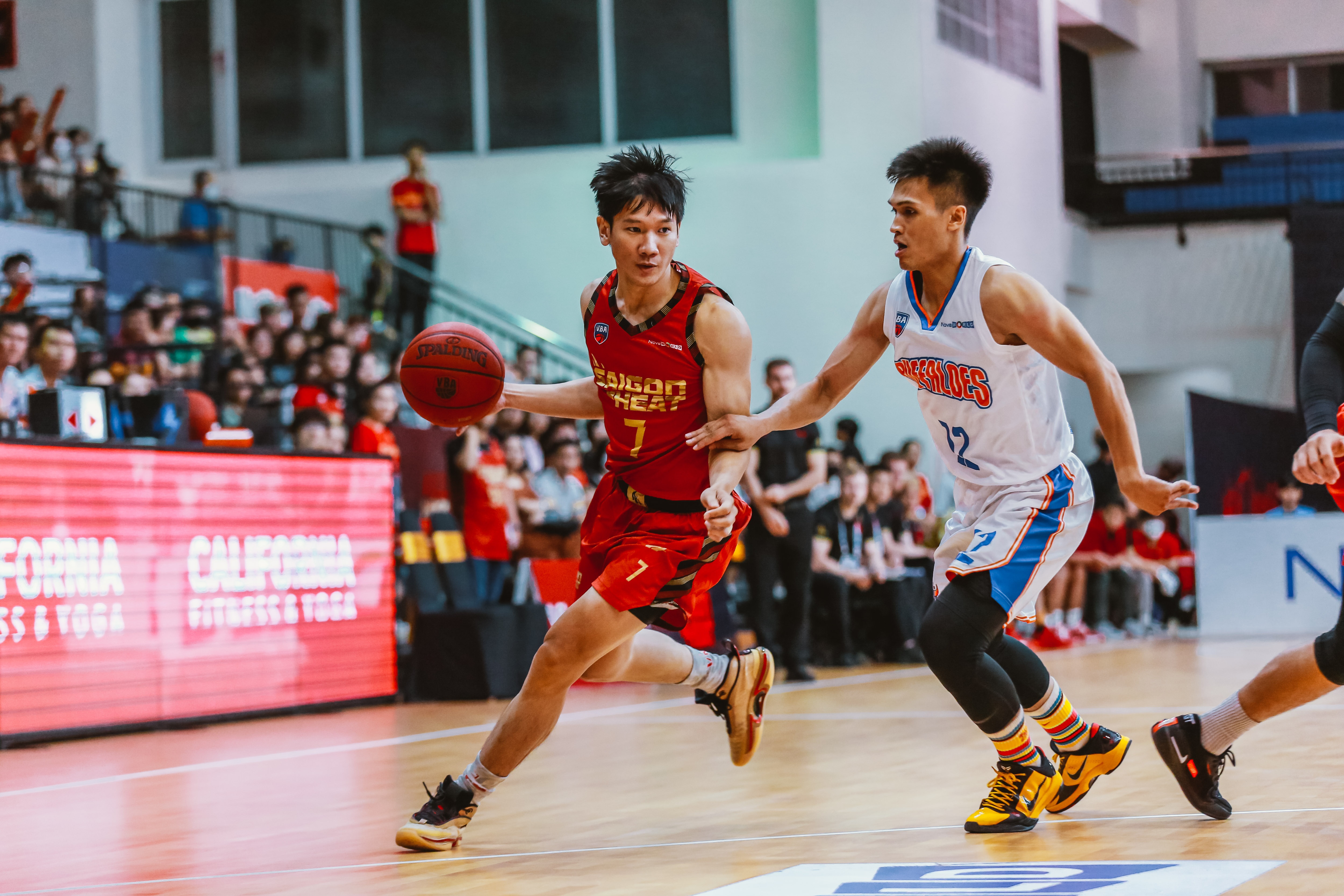 Saigon Heat ap dao Hanoi Buffaloes truoc chung ket VBA 2022 hinh anh