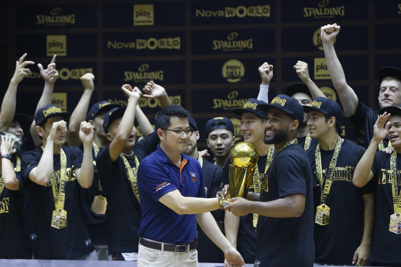 Hau ve nguoi My nhan giai cau thu hay nhat chuoi chung ket 2022 hinh anh