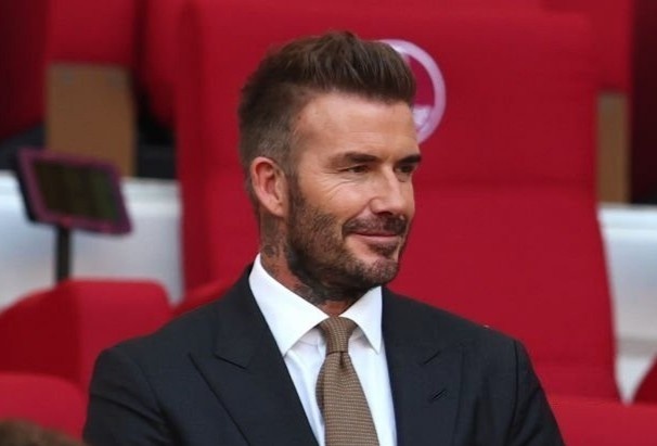 Beckham va dan khach VIP trong tran thang 6-2 cua tuyen Anh hinh anh