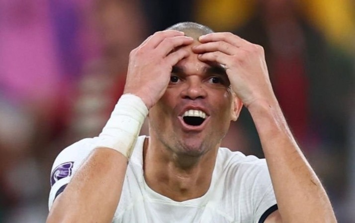 Pepe thoi bay co hoi go hoa cua Bo Dao Nha hinh anh