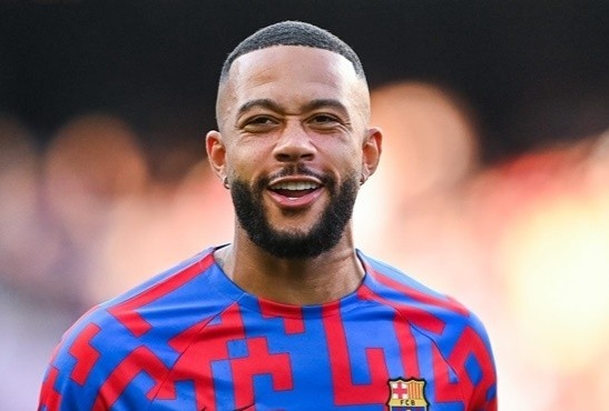 Depay mac ket o Barca hinh anh