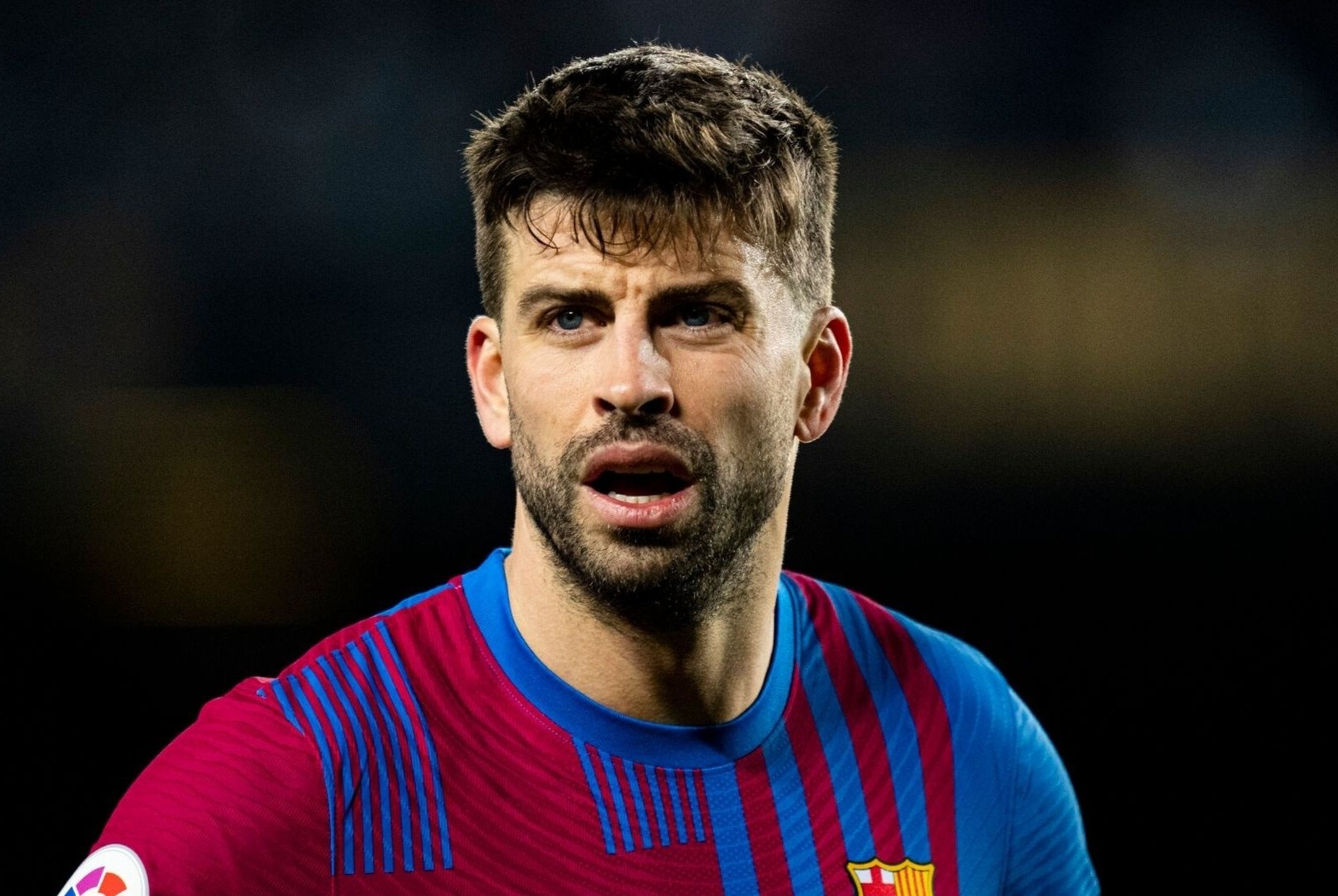 Pique: Barca nhu mot dong do nat hinh anh