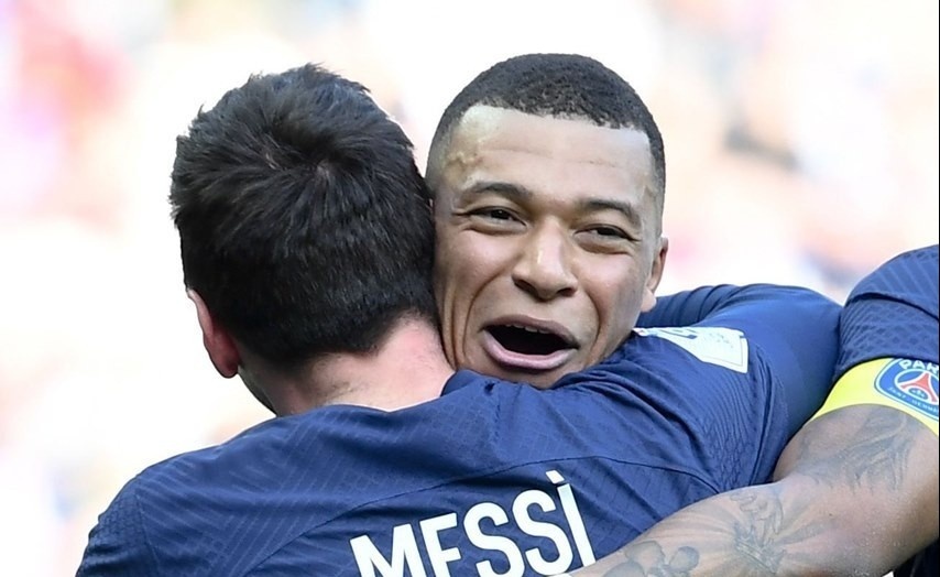 Phieu bau cua Messi cho giai The Best duoc tiet lo hinh anh