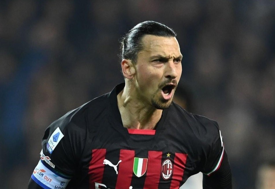 Cau thu Milan dong y de Ibra lam doi truong hinh anh