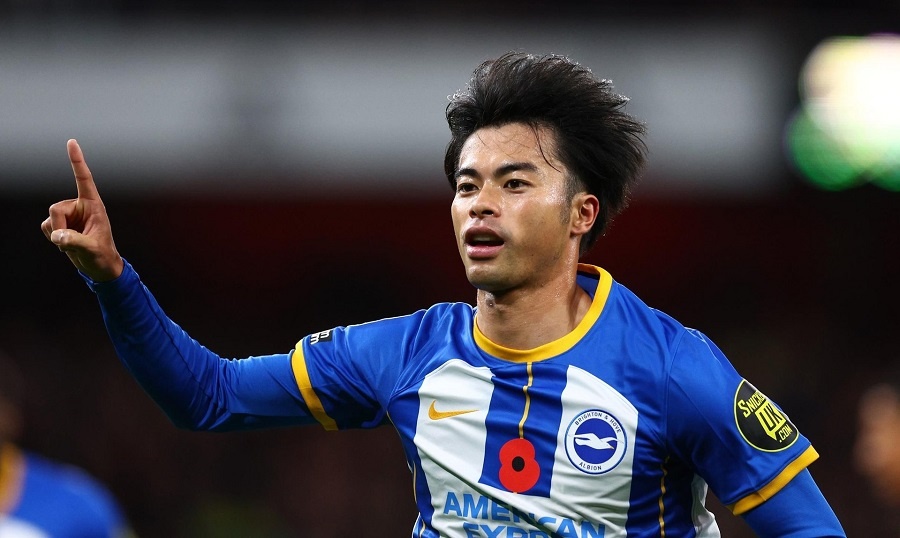 Mitoma vao top 5 cau thu chau A dat nhat hien tai hinh anh