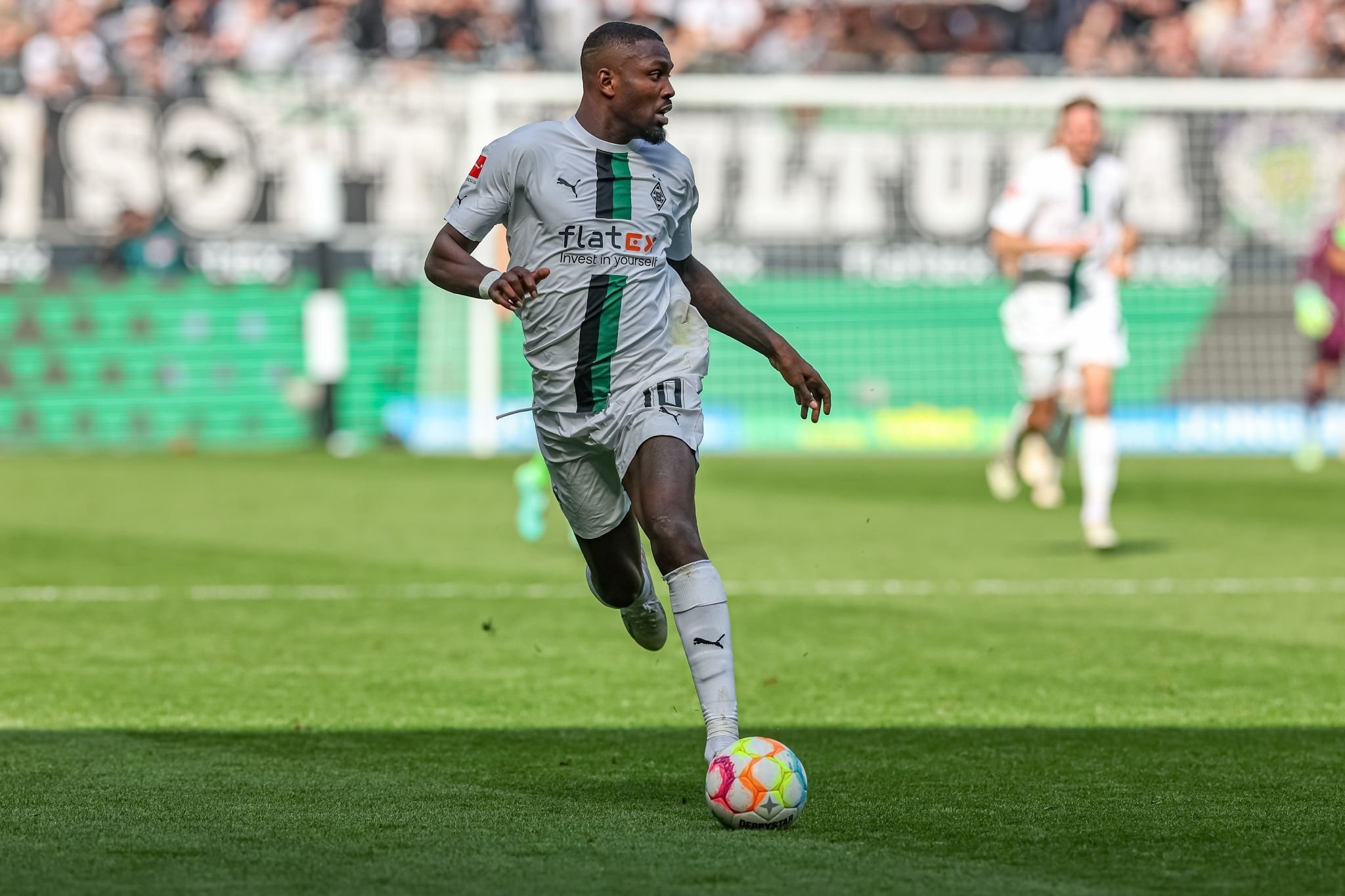 tin chuyen nhuong anh 2