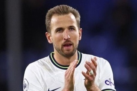 Tottenham doi 88 trieu bang cho Kane hinh anh