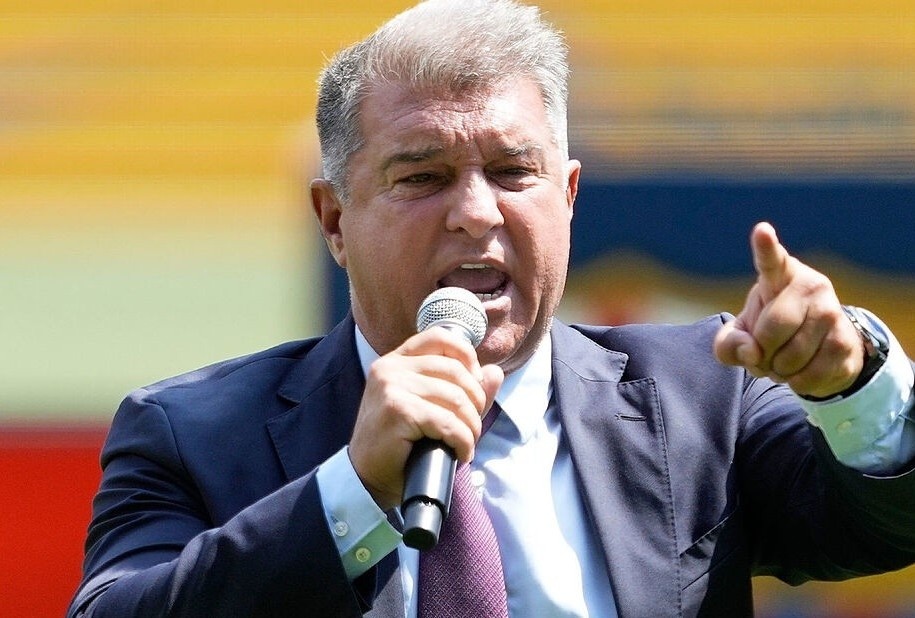 Chu tich Barca cam on doi da danh bai Real Madrid hinh anh