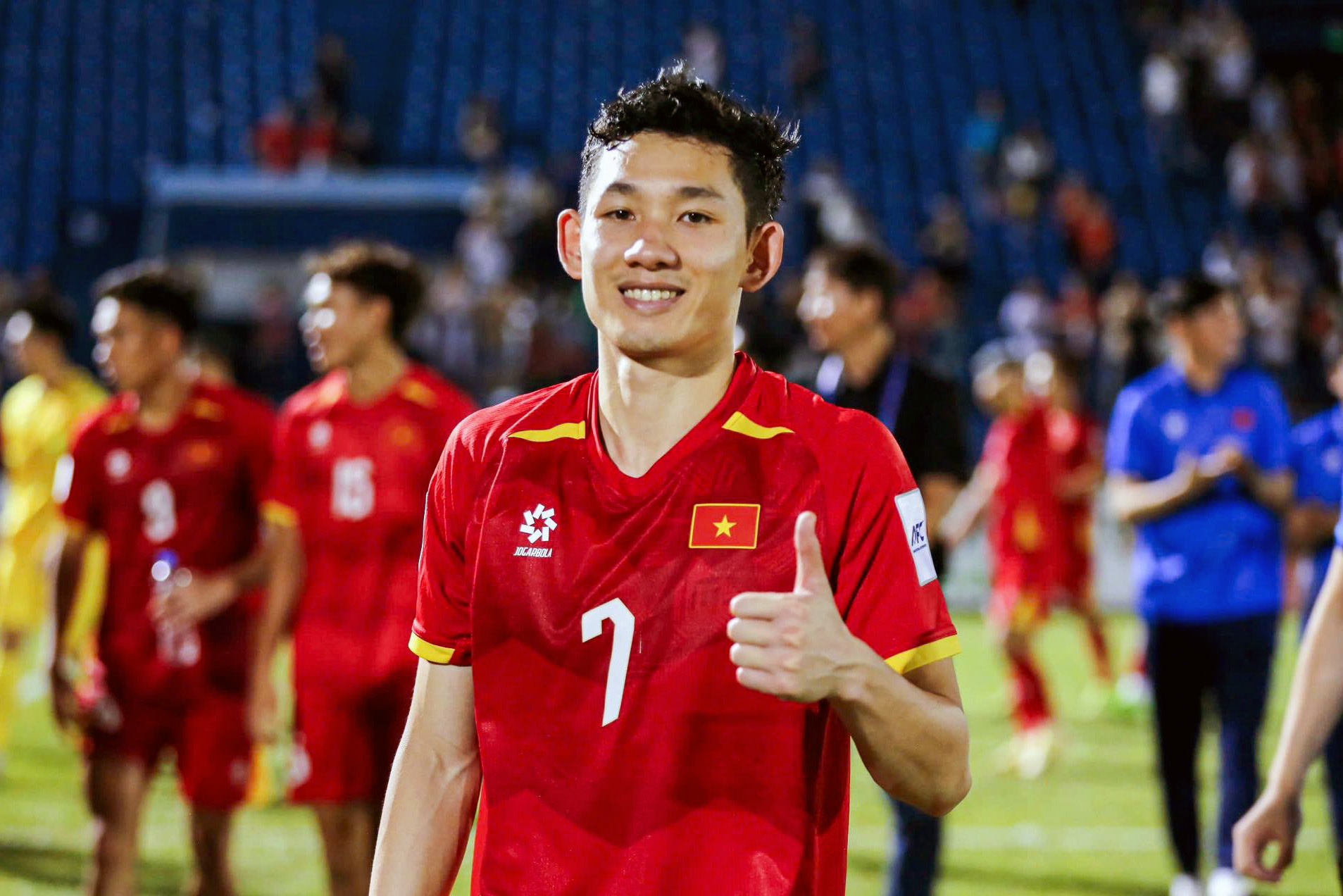 Doi 4 lan vo dich Bundesliga hoi muon Hai Long? hinh anh