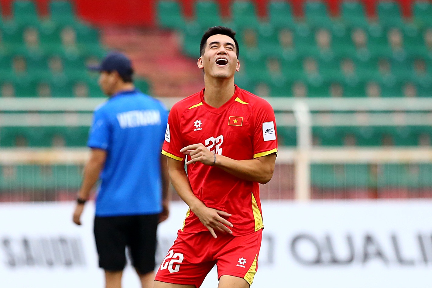 Tien Linh tuoi roi sau nhiem vu tu thay Kim hinh anh