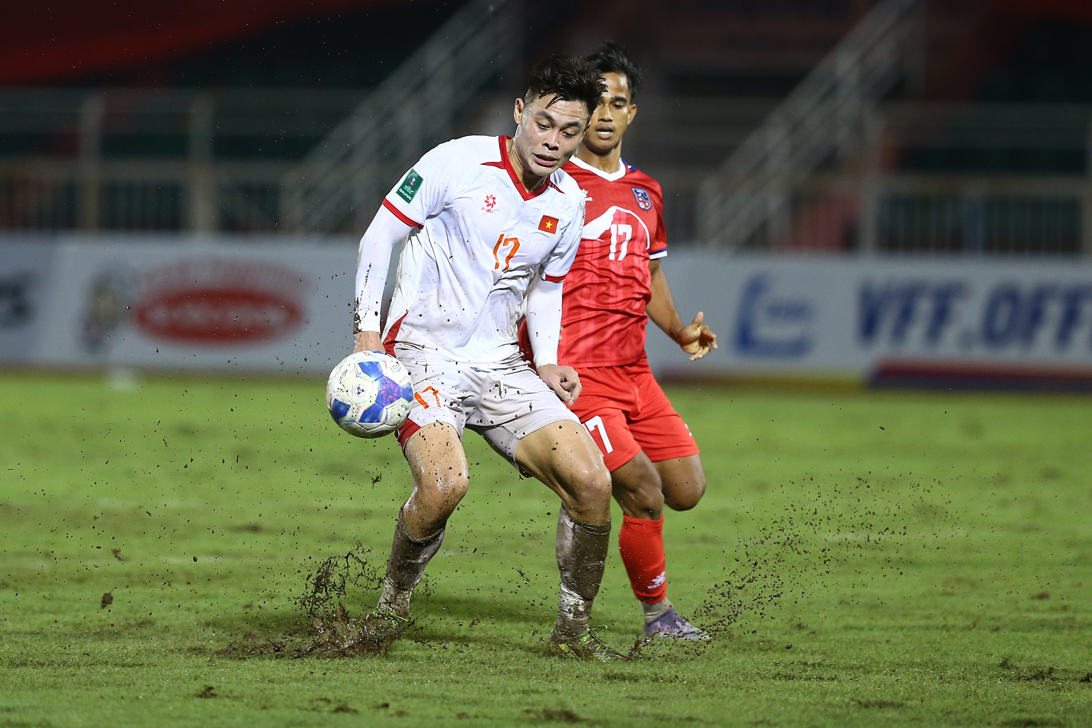 Tat ca dang qua khat khe voi tuyen Viet Nam hinh anh