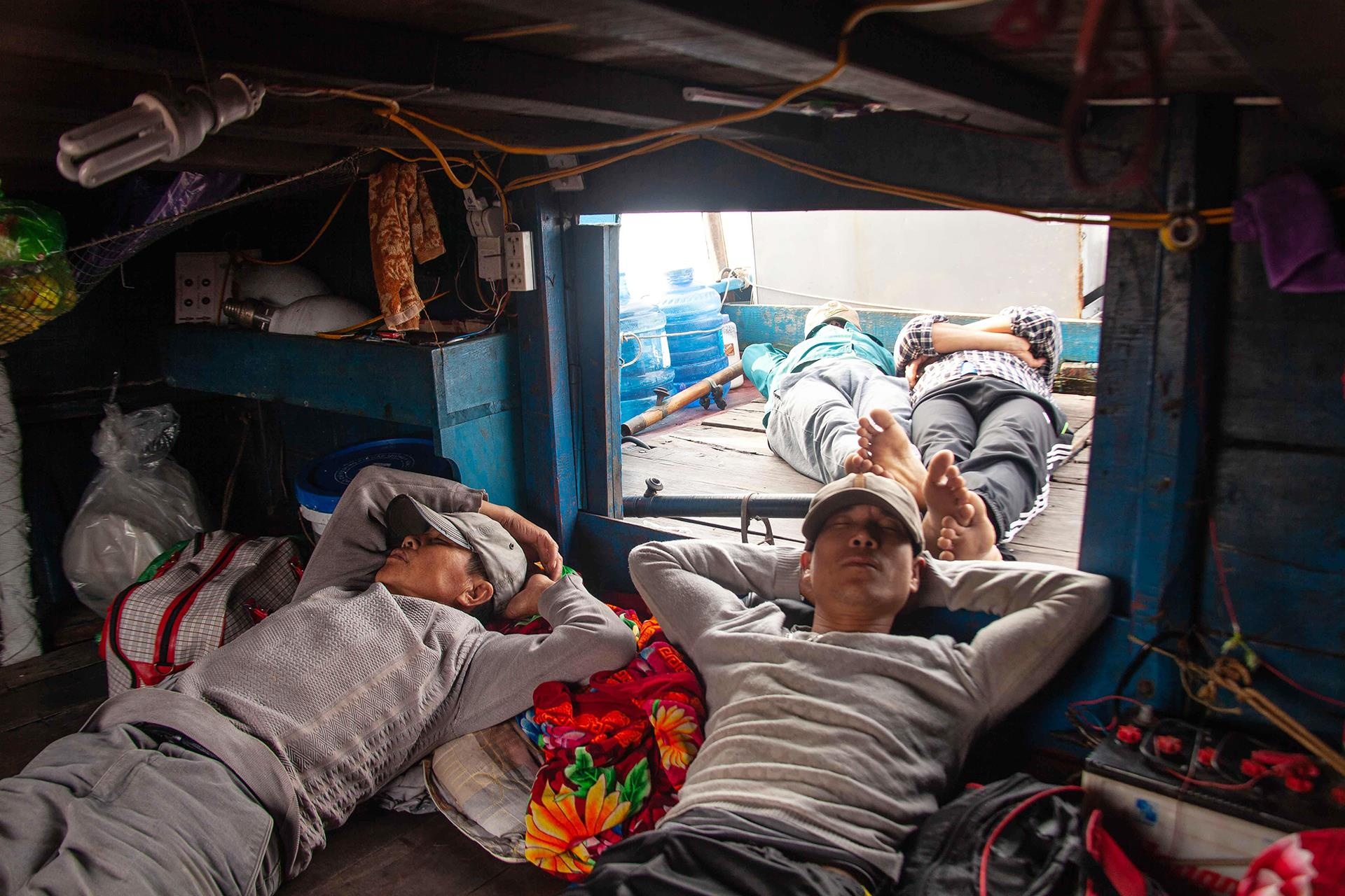 Cau ca ngoai bien dong anh 27