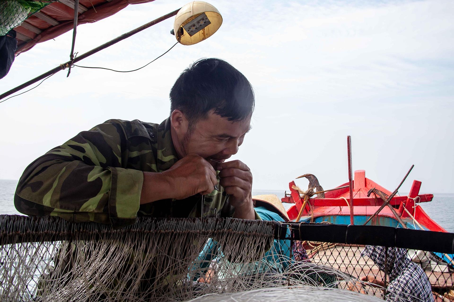 Cau ca ngoai bien dong anh 39