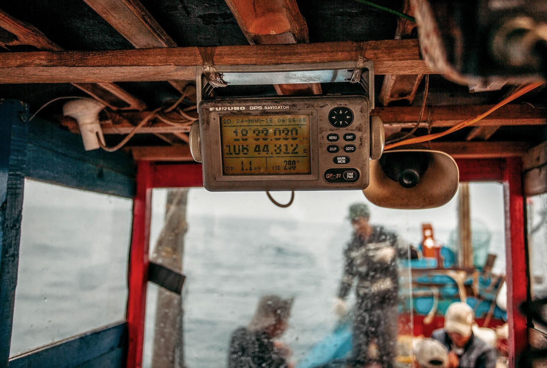 Cau ca ngoai bien dong anh 8