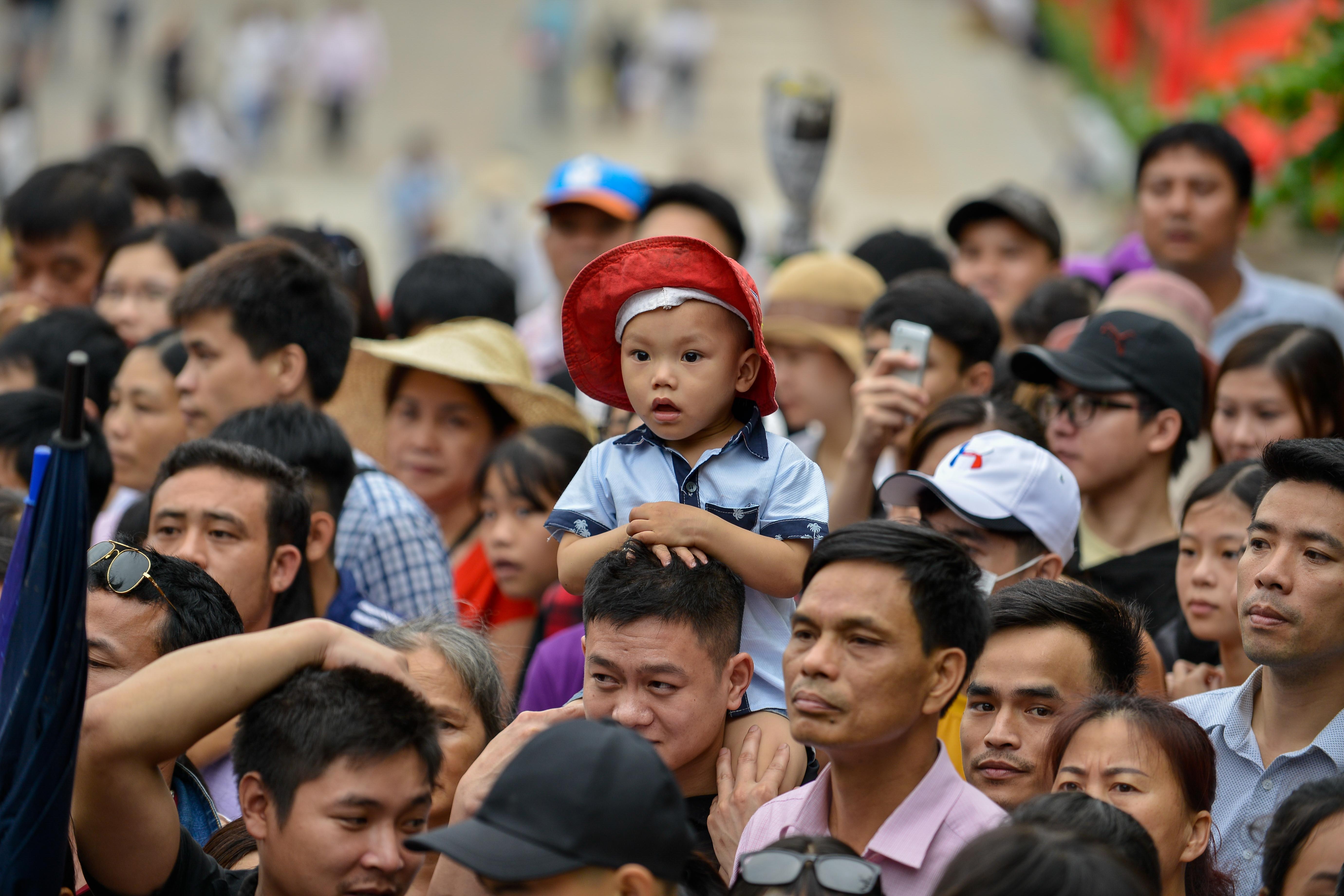 Trieu nguoi do ve Den Hung an ninh vat va giu an toan anh 7