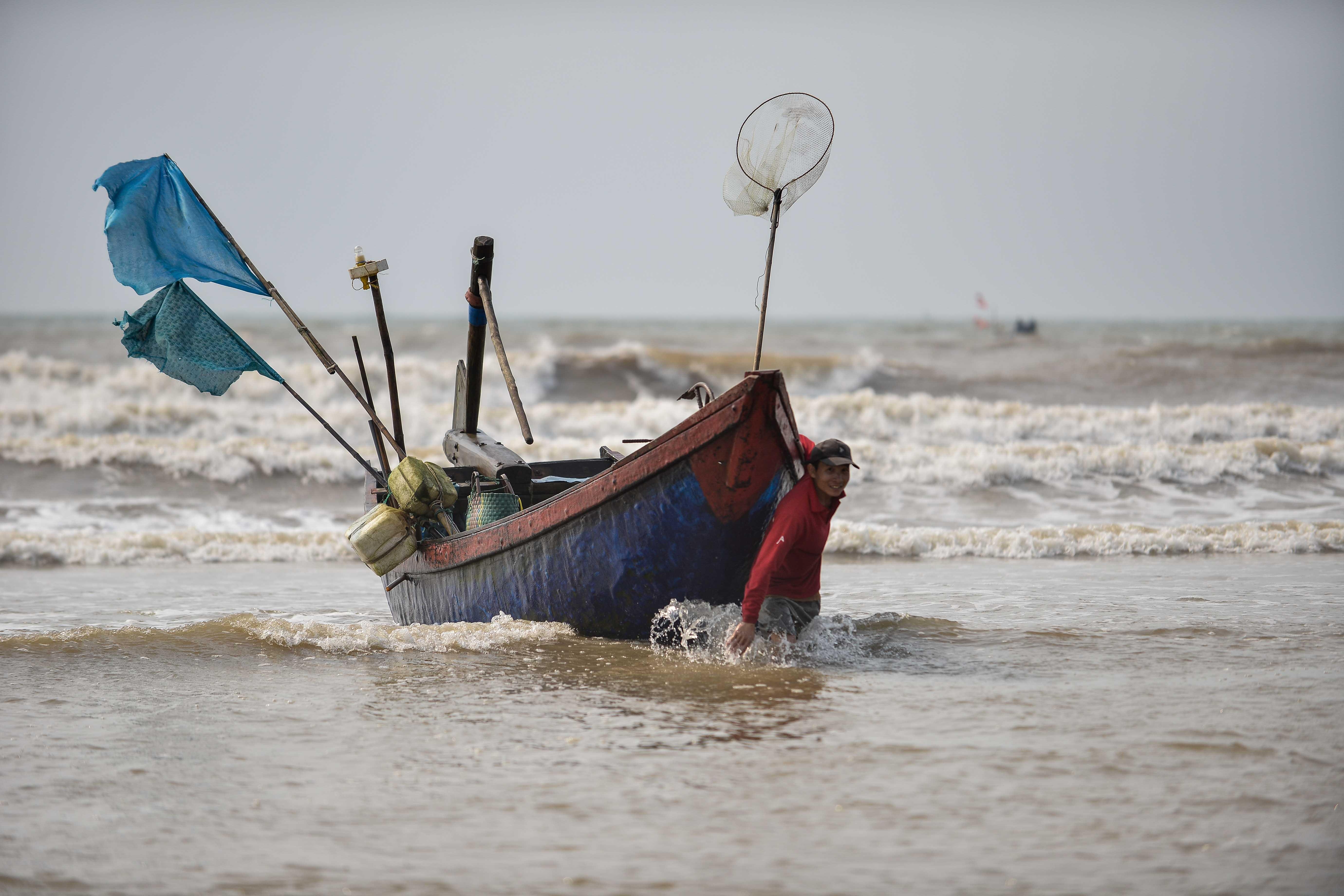 Lang chai yen binh giua pho bien Sam Son anh 5